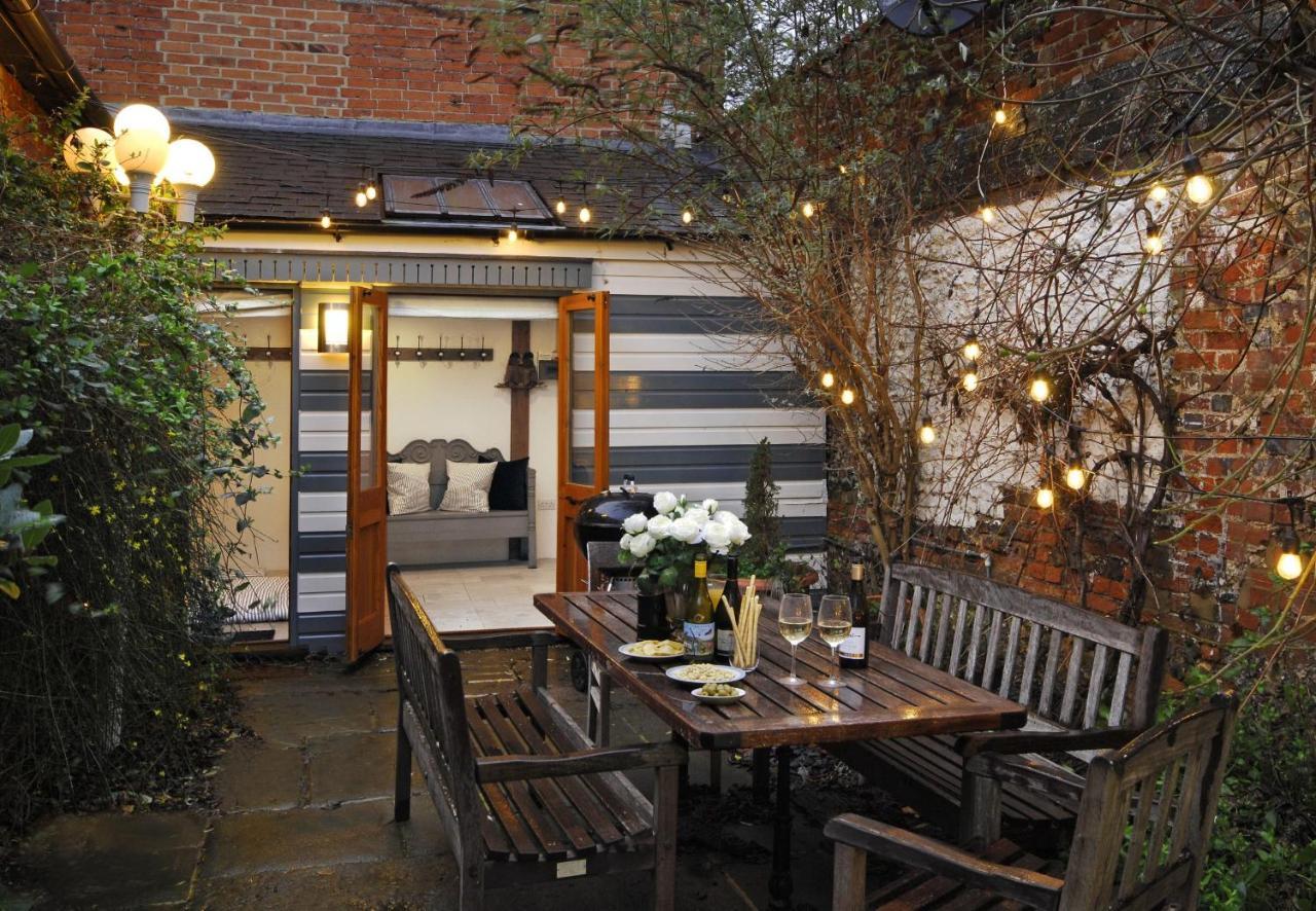 Dolls House - Luxury Townhouse *Sleeps 10* Villa Henley-on-Thames ภายนอก รูปภาพ