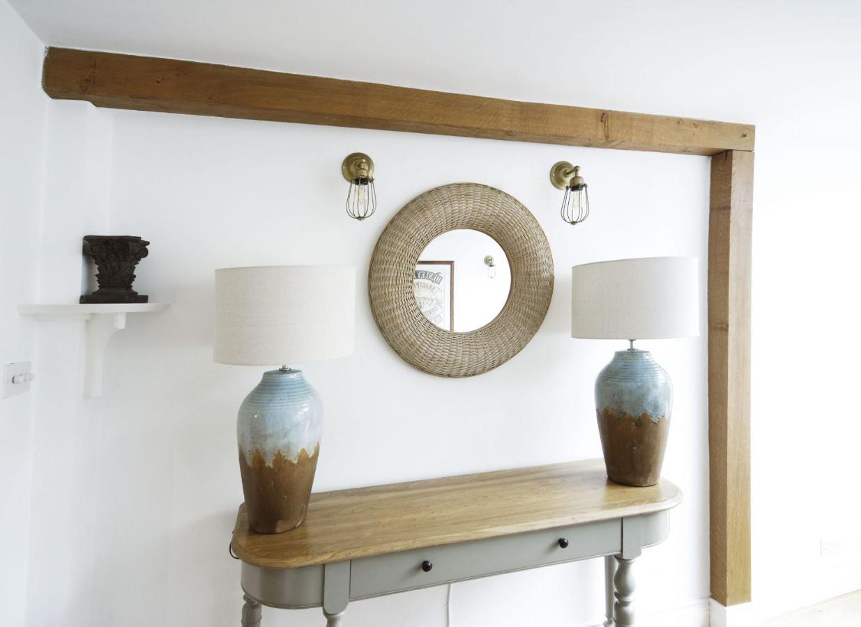Dolls House - Luxury Townhouse *Sleeps 10* Villa Henley-on-Thames ภายนอก รูปภาพ