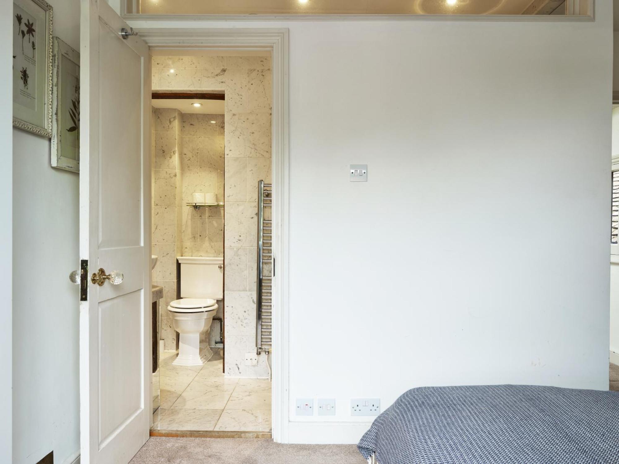 Dolls House - Luxury Townhouse *Sleeps 10* Villa Henley-on-Thames ภายนอก รูปภาพ