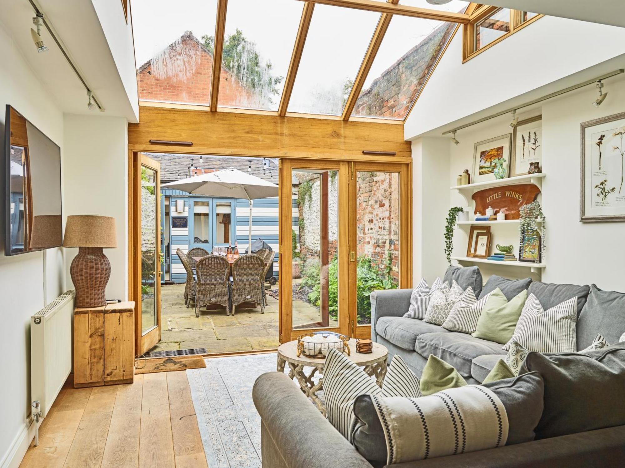 Dolls House - Luxury Townhouse *Sleeps 10* Villa Henley-on-Thames ภายนอก รูปภาพ