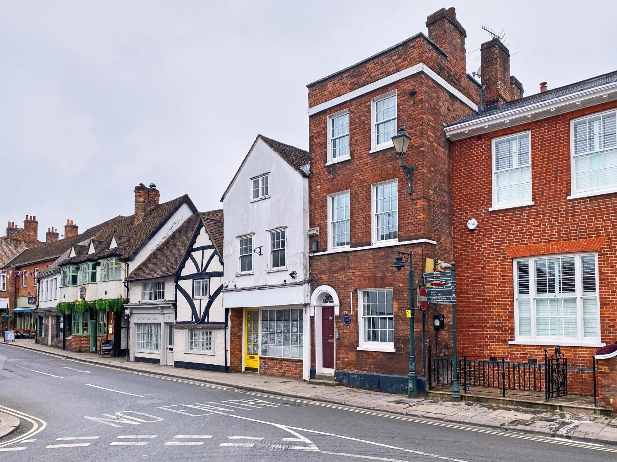 Dolls House - Luxury Townhouse *Sleeps 10* Villa Henley-on-Thames ภายนอก รูปภาพ