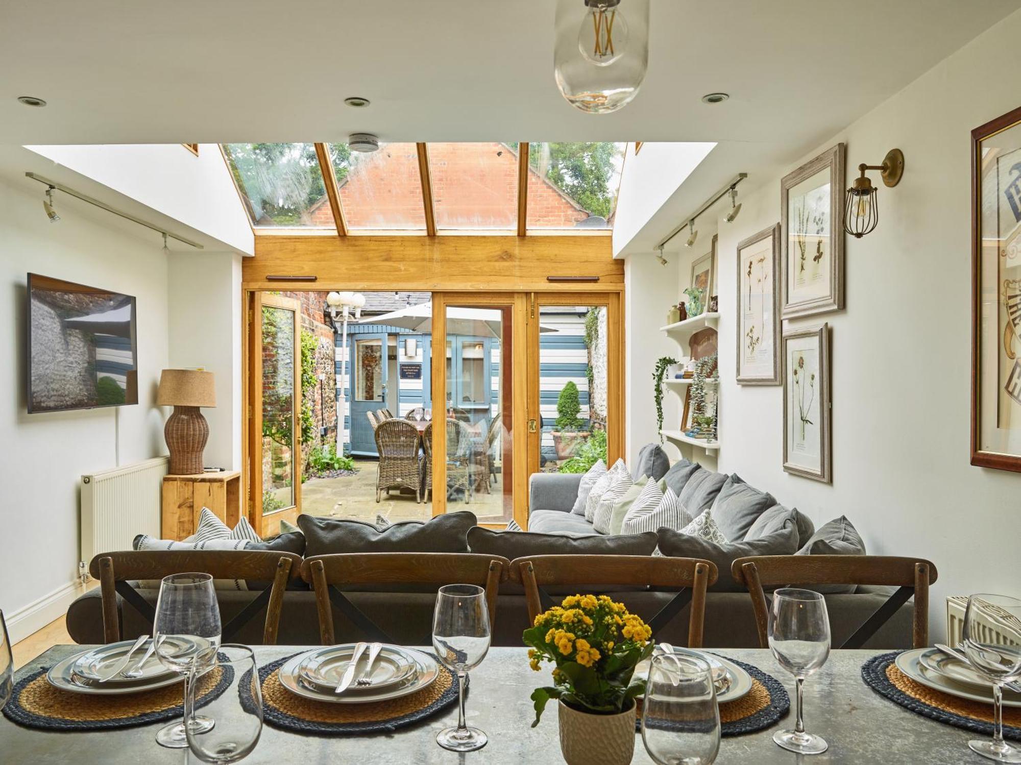 Dolls House - Luxury Townhouse *Sleeps 10* Villa Henley-on-Thames ภายนอก รูปภาพ